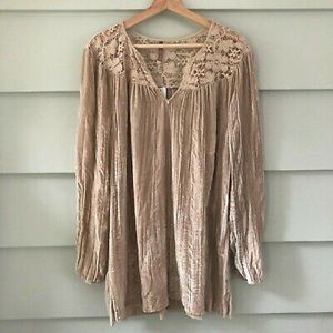 Soft Surroundings Velvet Crochet Top